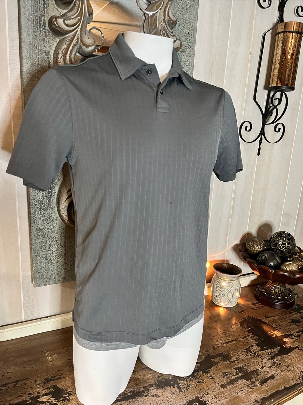 Men's Gray Pinstripe Short-Sleeve Polo Shirt